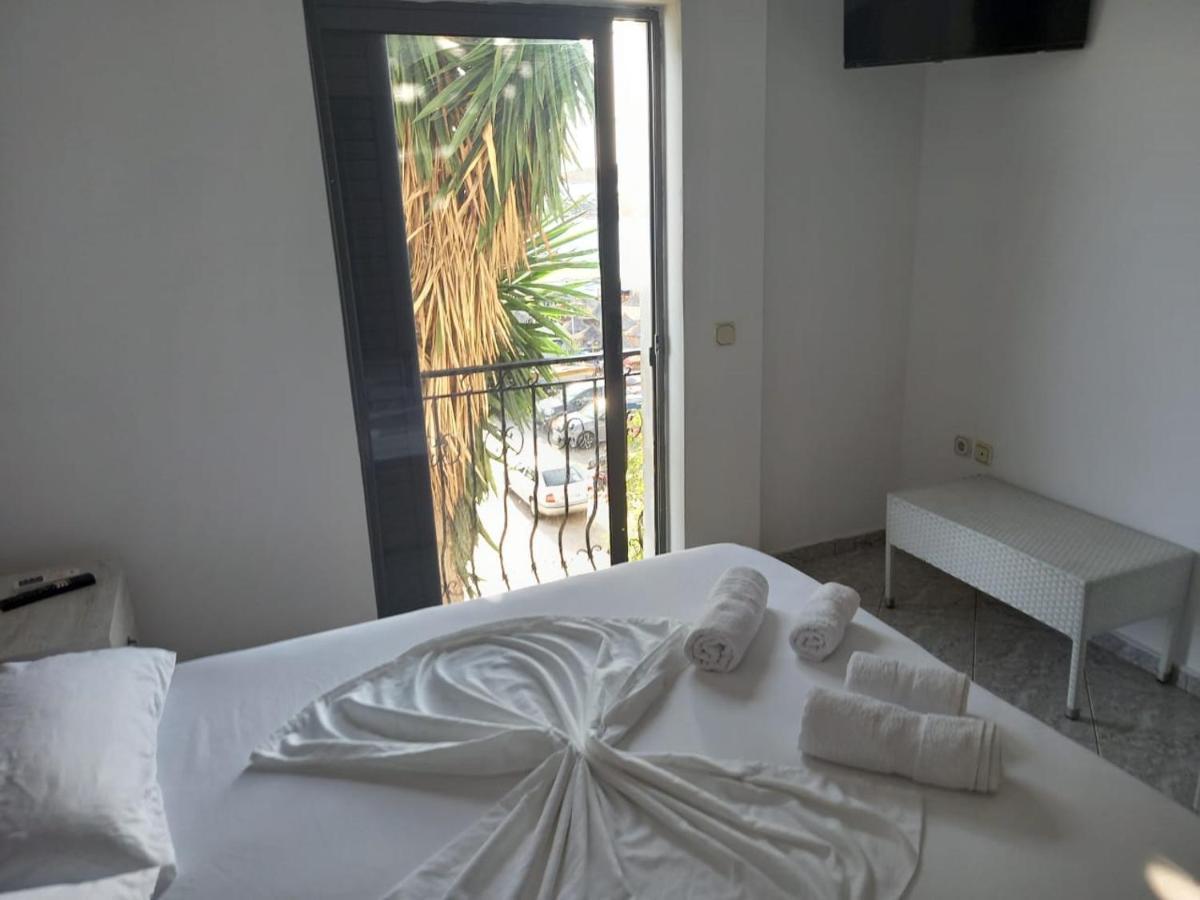 Sunset Aparthotel Sarandë Eksteriør bilde