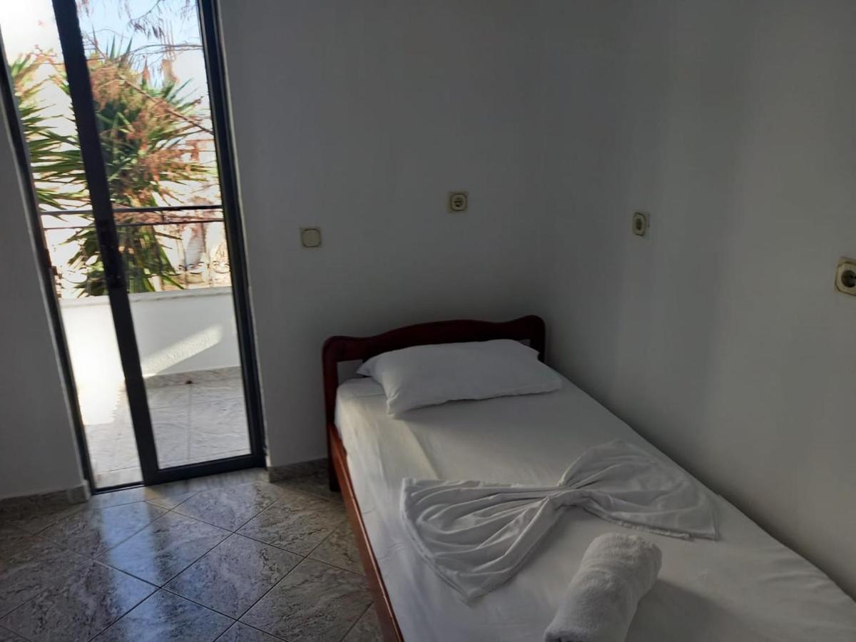 Sunset Aparthotel Sarandë Eksteriør bilde